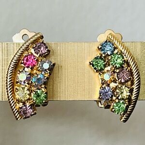 Vintage rainbow 🌈 pastel crystals clip on Earrings